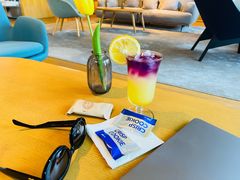 -蔚来中心(北京中关村店)