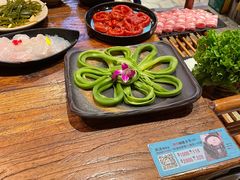 -老牌坊云南鱼豆花火锅(爱建店)