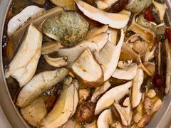 -野菌园·野生菌火锅首创第一家(关兴路总店)