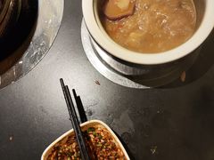 -钱小奴海鲜自助黑金店(杭州滨江龙湖店)