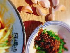-五度翠清大同刀削面