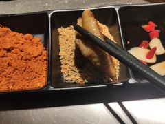 -冰冰龙虾·江湖菜·花园江景餐厅