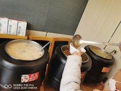 -南城香·饭香串香馄饨香(红军营店)