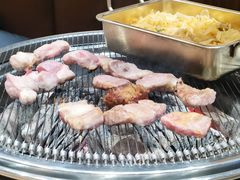 -青瓦餐厅·生鱼片·韩园烤肉(西塔店)