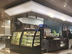 -金马门国际美食百汇(珞喻路店)