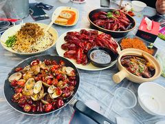 -巴厘龙虾·榜首油焖大虾(洞庭·艺术洋房店)