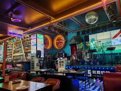 -Famous肥猫墨西哥音乐餐吧(五棵松华熙LIVE店)