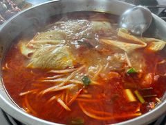 酸笋牛肉-黄利砖万峰林布依特色酸笋牛肉馆
