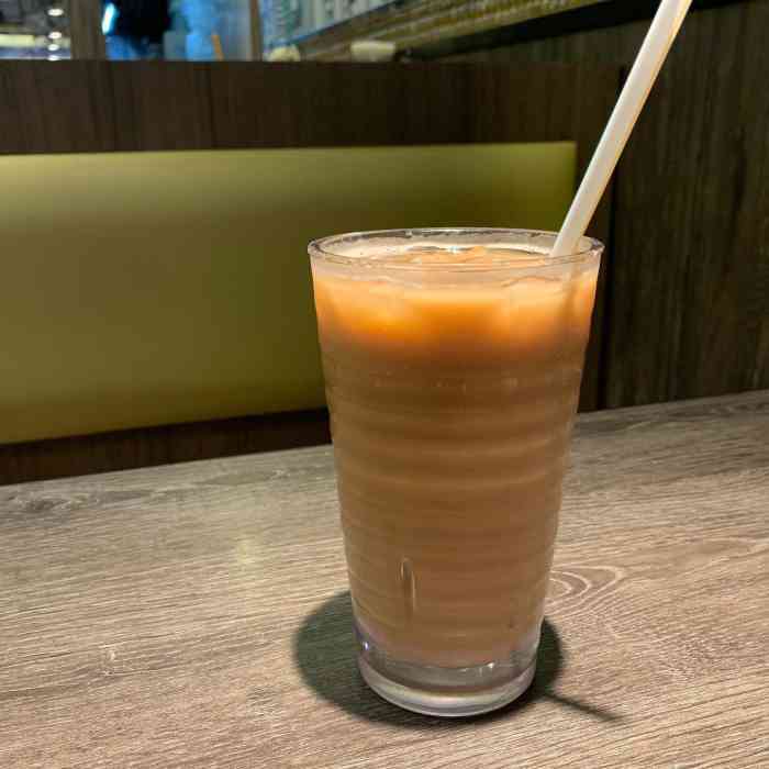 味皇(弥敦道店)-"味道很一般,没有港味,就是地段好而已.