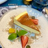 江景餐厅｜重庆竟然有在鲜花丛中品尝美食⁉️