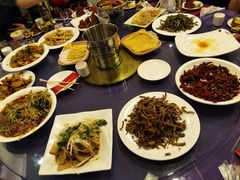 -吴记酱骨炖菜馆(西大直街店)