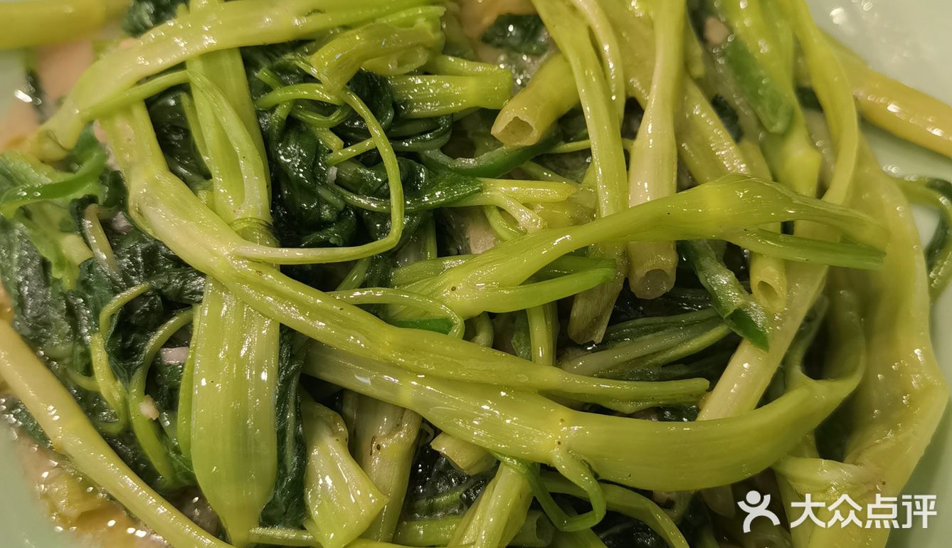 很需要一家开得很晚的茶记！