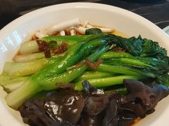 白灼菌菇菜心-新白鹿餐厅(虹桥南丰城店)
