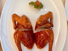 玻璃脆皮乳鸽-利苑酒家(金宝店)