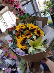 -喜洋洋鲜花婚庆(世界路店)