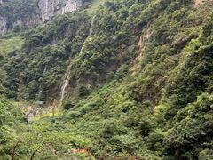 -龙水峡地缝景区
