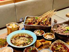 -肖四女乐山跷脚牛肉(滨江天街店)