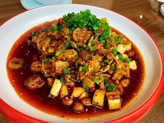 -有红鸡毛店·川菜(建设路店)