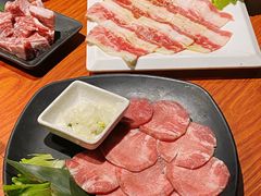 -山之屋炭火烧肉·生啤畅饮(大朗万科中央公园店)