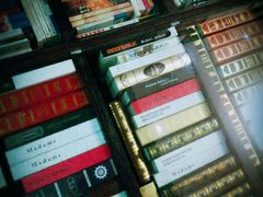 -钟书阁(松江泰晤士小镇店)