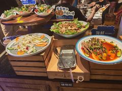 -领鲜活海鲜榴莲自助火锅(东门店)