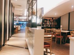 大堂-必胜客(名盛店)