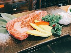 -炼火烤肉店