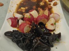 -马尔龙新疆饭店·清真(瑞景店)