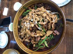 -一品红烧鸭特色川菜(三岔湖店)