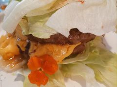 生菜牛肉培根汉堡-the rug 飞毯 (朝阳公园店)