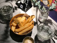炸薯条配蜂蜜芥末酱-gaga(深圳福田星河COCO Park店)