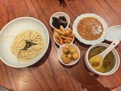 -裕兴记•蟹黄面馆(人民广场店)