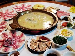 -颜氏双江清水鱼一养身火锅(磁器口店)