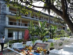 -吐斯廉屠杀博物馆