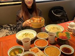 -裕兴记•蟹黄面馆(人民广场店)