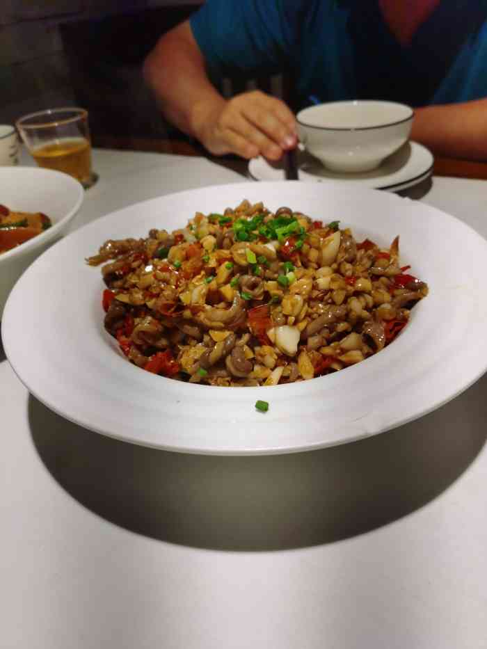 天外天湘菜馆(总店)-"衡阳的第一顿晚餐在我住的七天对面(不要.