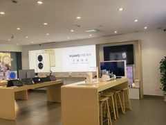 -华为授权体验店(万航渡路)