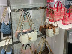 -宁波杉井奥特莱斯广场