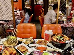 -威记烧嘢·南宁烧烤·超级生牛(绿地店)