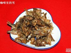 油炸小鱼-珍宝蟹舫·巴城味道(巴城总店)