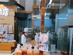 面包甜点陈列柜-西村叔叔的店·面包·甜品·蛋糕(清河万象汇店)