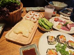 -草家酱蟹炭火烤肉店(珲春南路一店)
