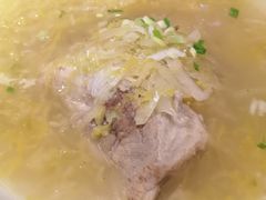 棒骨烩酸菜-北李妈妈菜·虾爬子大锅贴(贵和店)