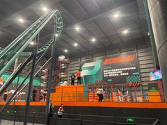 -极限PLAY运动娱乐新世界·团建派对潮玩休闲馆·室内蹦极高空游乐园