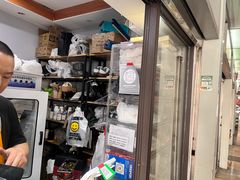 -德顺修鞋洗鞋修包店(赤峰路地铁站店)