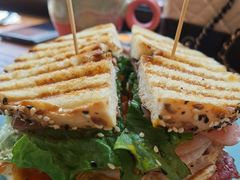 -Catch Bagel(芳草地店)