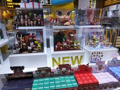 -泡泡玛特POPMART(上海环球港店)