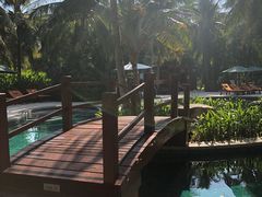 -三亚亚龙湾雅高美爵酒店