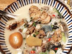 -鲜越鲜鱼粉(财富购物中心店)