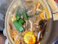 -沙胆彪炭炉牛杂煲(上海日月光广场店)